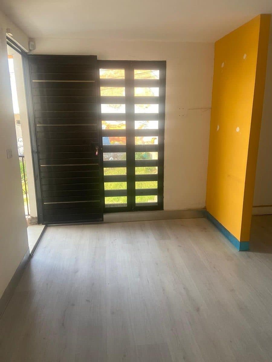 Oficina en Renta en Los Olvera / Candiles | 35 m² en 2do Piso